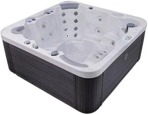 Image 1 of Bueno Spa Jersey Hot Tub Review