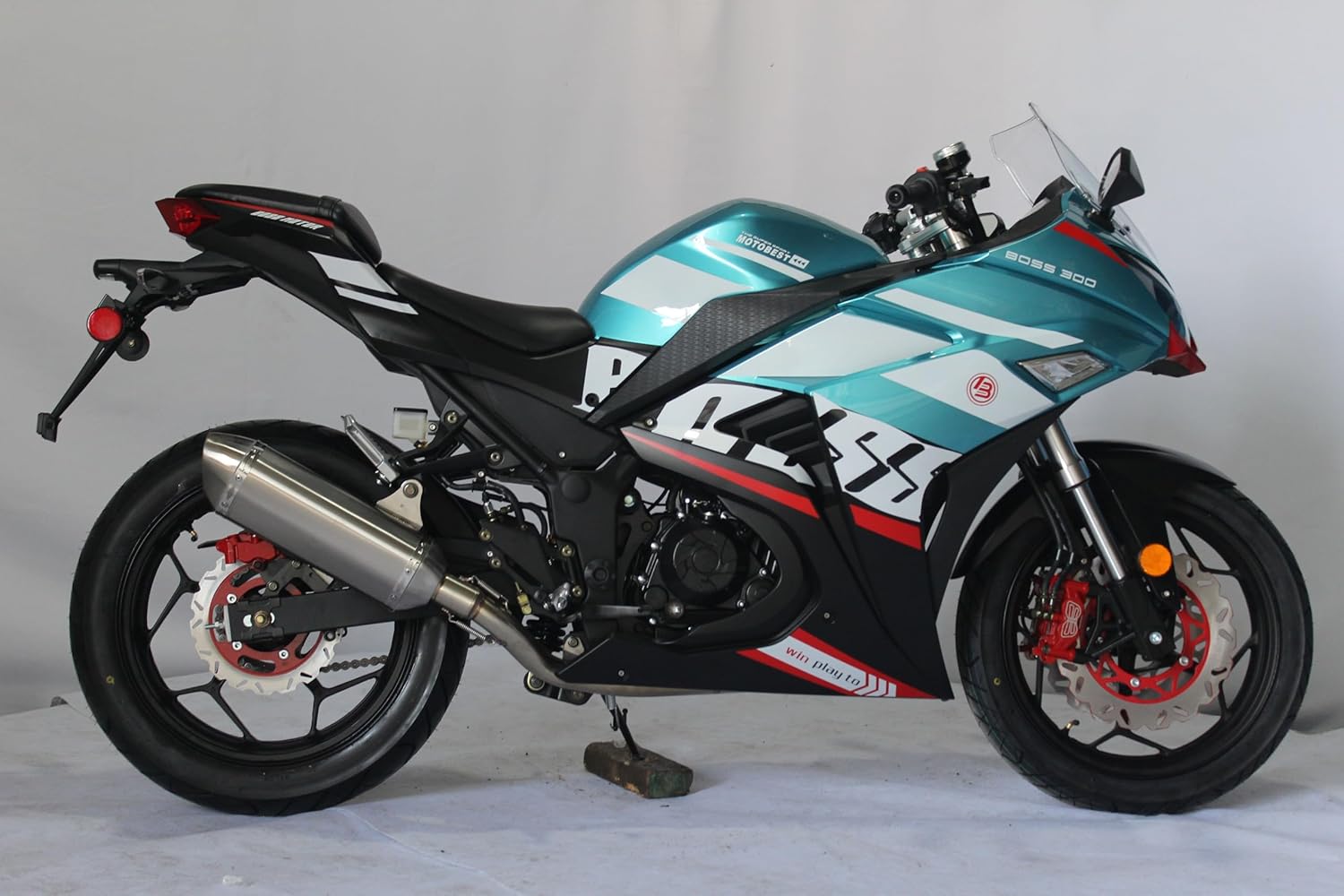 Boss 300 motorcycle worth it,should I buy Boss 300 motorcycle,Boss 300 motorcycle pros cons,Boss 300 vs alternatives,Boss 300 motorcycle honest opinion,best sports motorcycle for adults unboxing and complete package contents