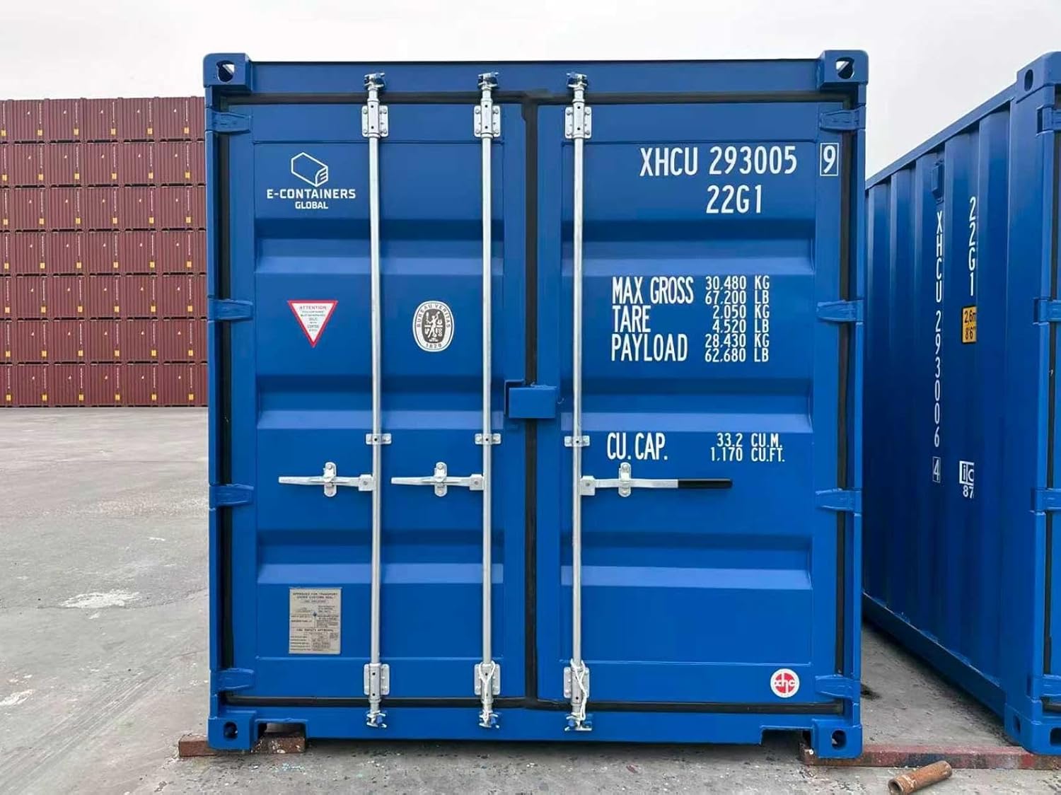 buy 40 foot high cube shipping container,should I buy a 40ft high cube container,40 foot high cube shipping container vs standard,40 HC container pros cons,high cube shipping container worth buying,best 40 foot shipping container performance testing and real-world results