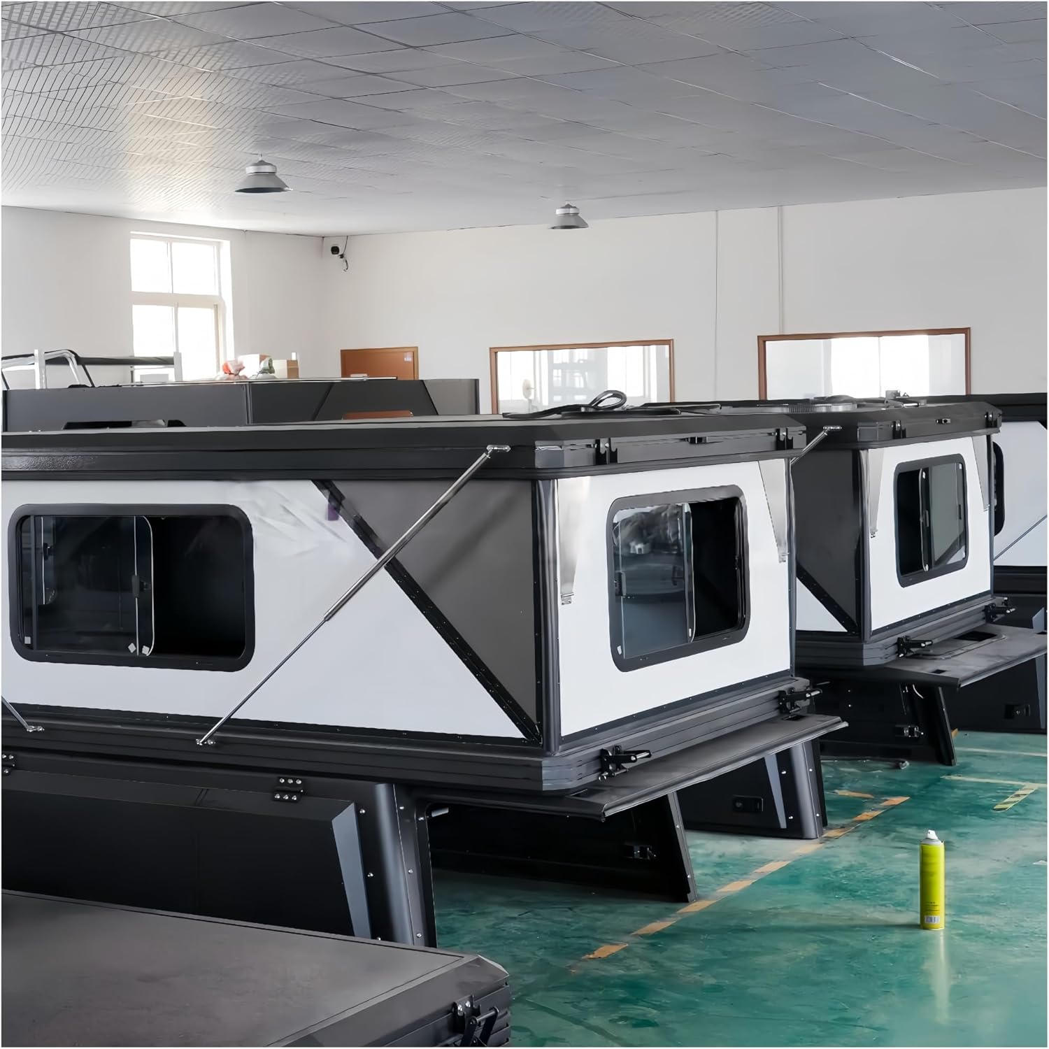 buy BVWBCR aluminum rooftop tent,BVWBCR rooftop tent worth buying,hard shell rooftop tent pros cons,best aluminum pop-up truck camper,should I buy a BVWBCR tent,BVWBCR vs other rooftop tents unboxing and complete package contents