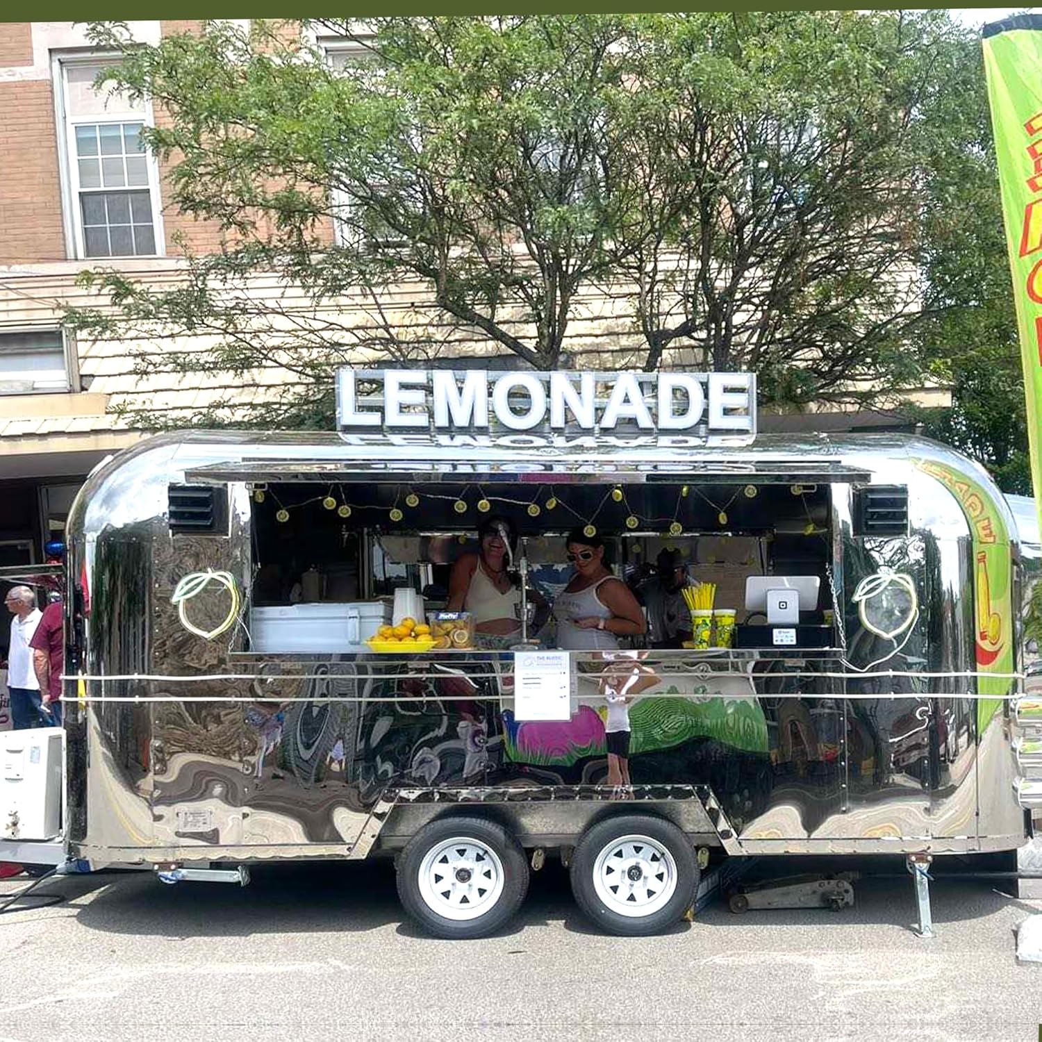 buy COGSUN mirror food trailer,COGSUN mirror trailer worth buying,mirror food trailer pros cons,best mobile kitchen vending cart,should I buy a mirror concession trailer,COGSUN vs other food trailers performance testing and real-world results