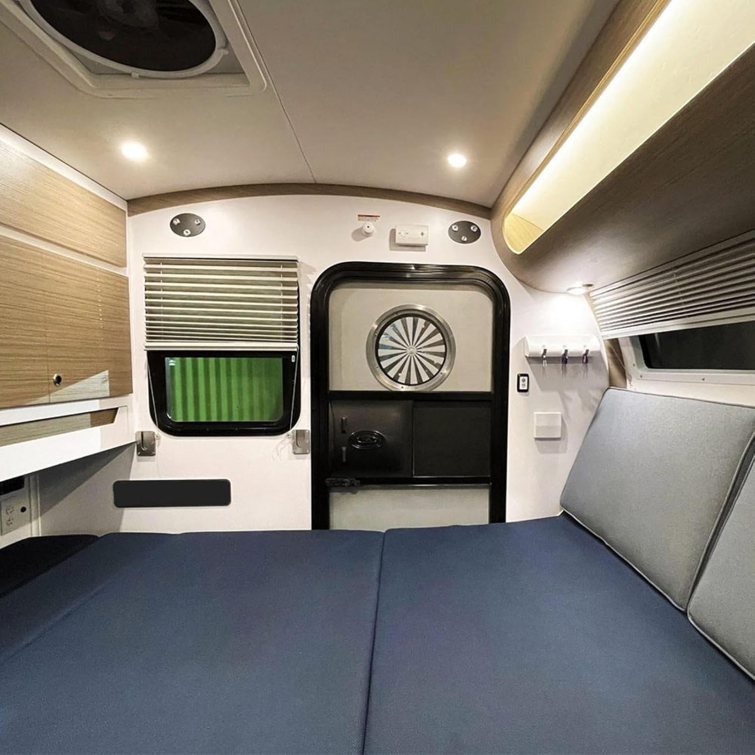 buy lightweight teardrop camper,teardrop camper worth buying,best lightweight travel trailer,teardrop camper pros cons,should I buy a teardrop camper,compact camper vs alternatives performance testing and real-world results