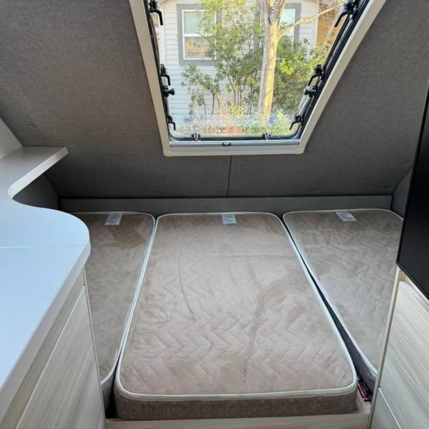 buy teardrop camper trailer,teardrop camper worth buying,best lightweight travel trailer,teardrop camper pros cons,teardrop camper vs pop up,should I buy a teardrop camper performance testing and real-world results