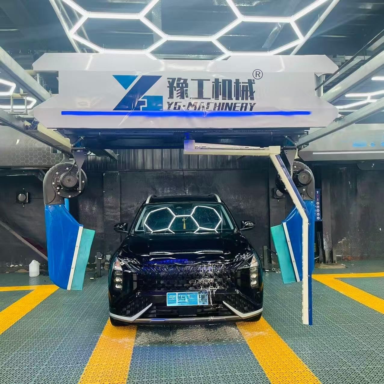 buy touchless car wash machine,touchless car wash machine worth buying,best commercial car wash equipment,touchless car wash pros cons,touchless vs traditional car wash,should I buy a touchless car wash - detailed features and technical specifications