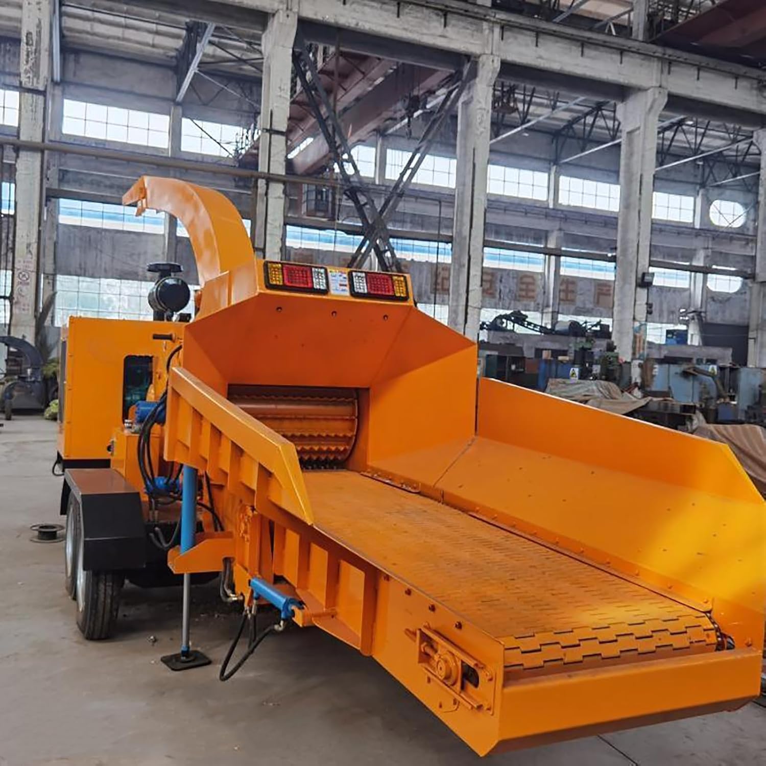 buy towable wood chipper shredder,towable wood chipper worth buying,best towable wood chipper,heavy duty wood chipper pros cons,towable chipper shredder vs alternatives,should I buy a towable wood chipper - detailed features and technical specifications
