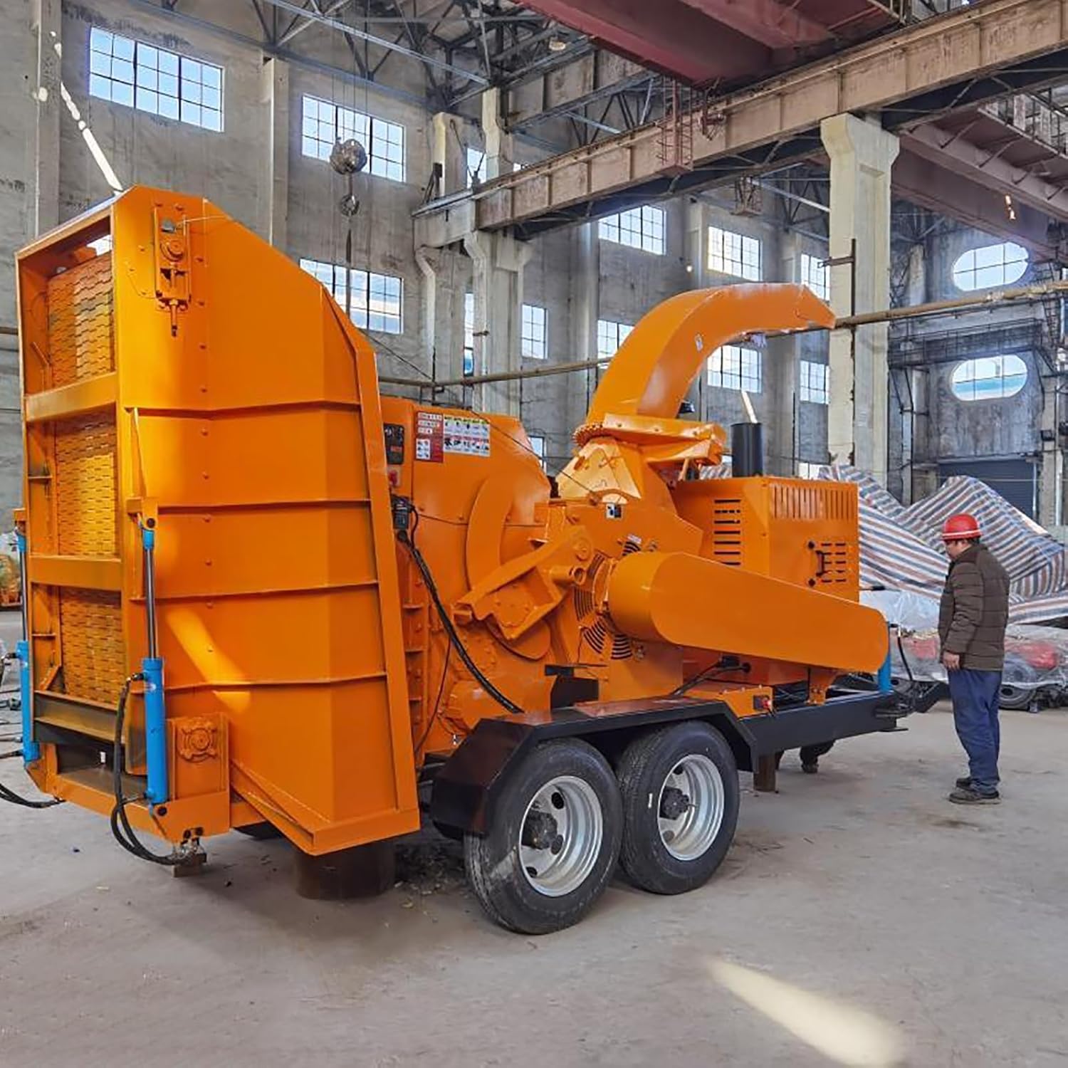 buy towable wood chipper shredder,towable wood chipper worth buying,best towable wood chipper,heavy duty wood chipper pros cons,towable chipper shredder vs alternatives,should I buy a towable wood chipper unboxing and complete package contents