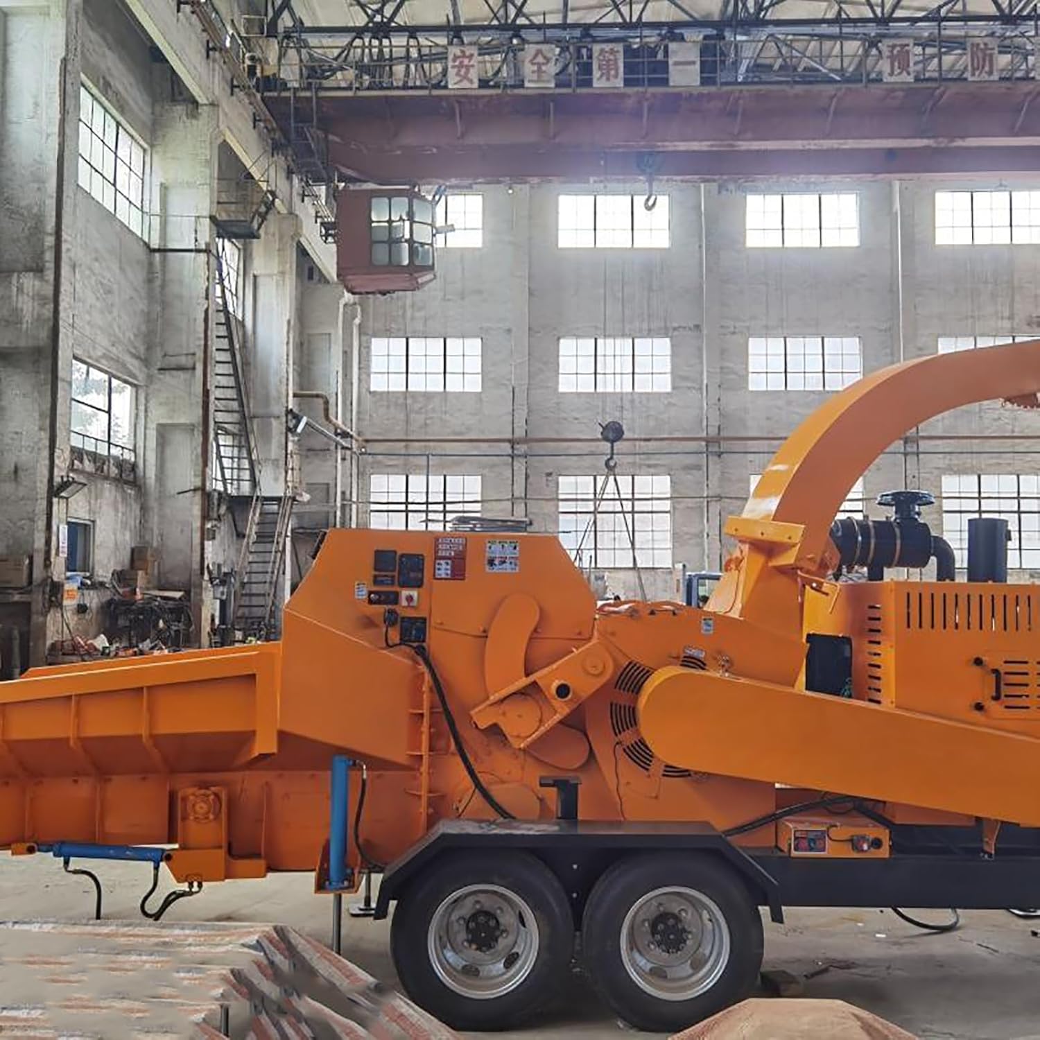 buy towable wood chipper shredder,towable wood chipper worth buying,best towable wood chipper,heavy duty wood chipper pros cons,towable chipper shredder vs alternatives,should I buy a towable wood chipper performance testing and real-world results