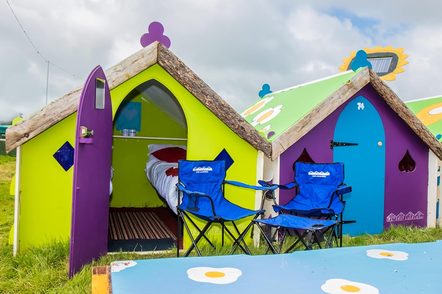 colorful wooden tent,should I buy a colorful wooden tent,colorful wooden tent vs camper,colorful wooden tent pros cons,best wooden house tent,colorful wooden tent worth buying performance testing and real-world results