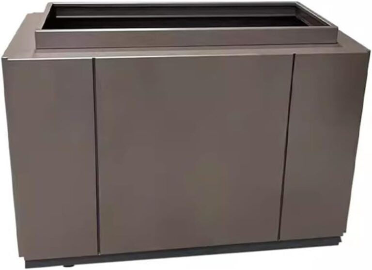 Image 1 of outdoor park planter flower box