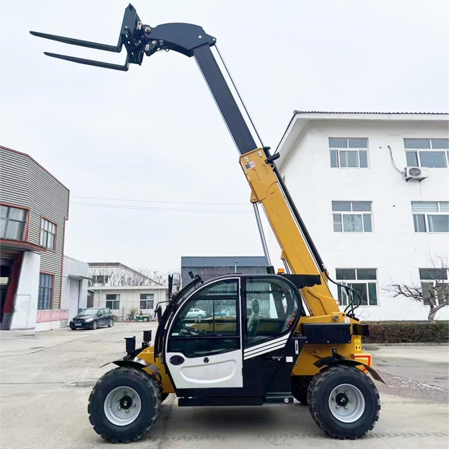 rough terrain telehandler review,heavy duty telehandler review and rating,is telehandler worth buying,telescopic forklift review pros cons,4x4 telehandler review honest opinion,rough terrain telehandler review verdict - detailed features review and technical specifications