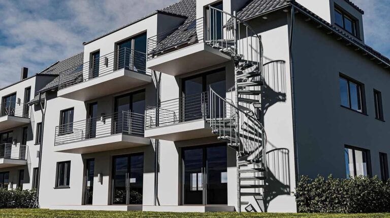 Reviews - German Outdoor Spiral Staircase review: Honest Verdict Image 1 of German Outdoor Spiral Staircase review